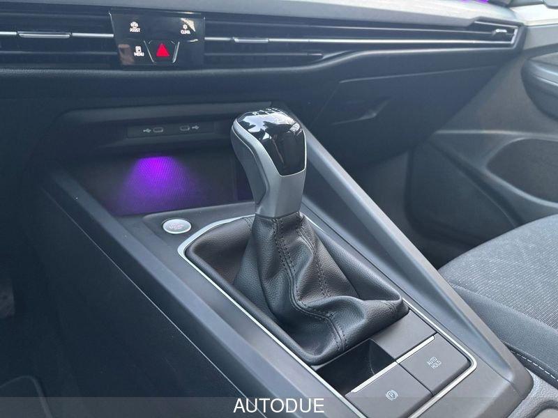 Volkswagen Golf VIII 2020 1.0 tsi evo Life 110cv