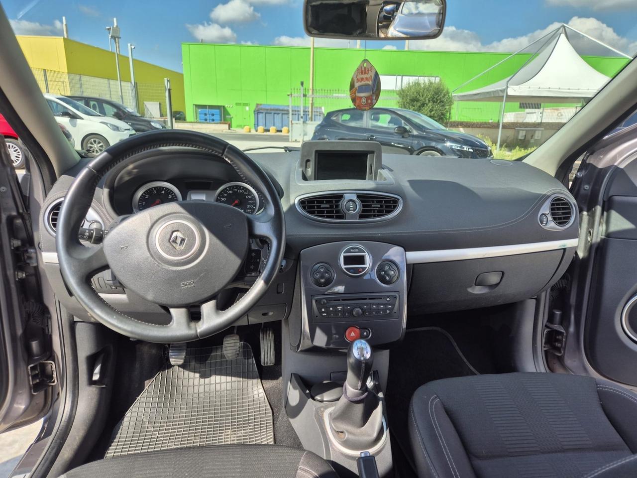 Renault Clio 1.2 16V SporTour Live!