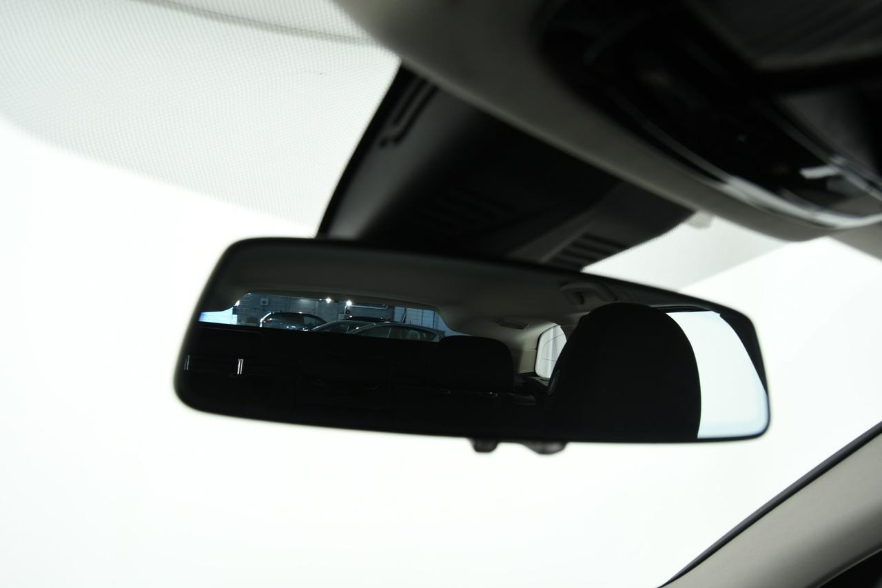 BMW 320d Touring mhev 48V xdrive Business Advantage auto APP CONNECT