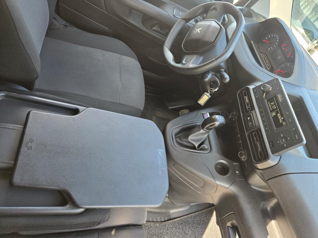 PEUGEOT PARTNER BLUE HDI 1.5 102 cv IVA DETRAIBILE -PROMO OTTOBRE GA FIN&SAFE-