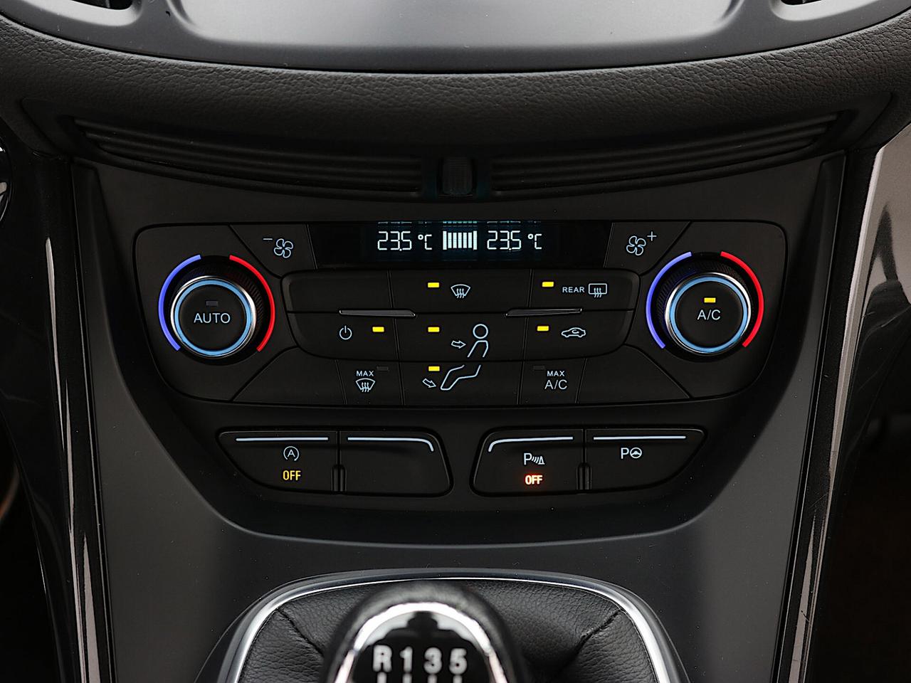 Ford Kuga 2.0 TDCI 120 CV S&S 2WD ST-Line