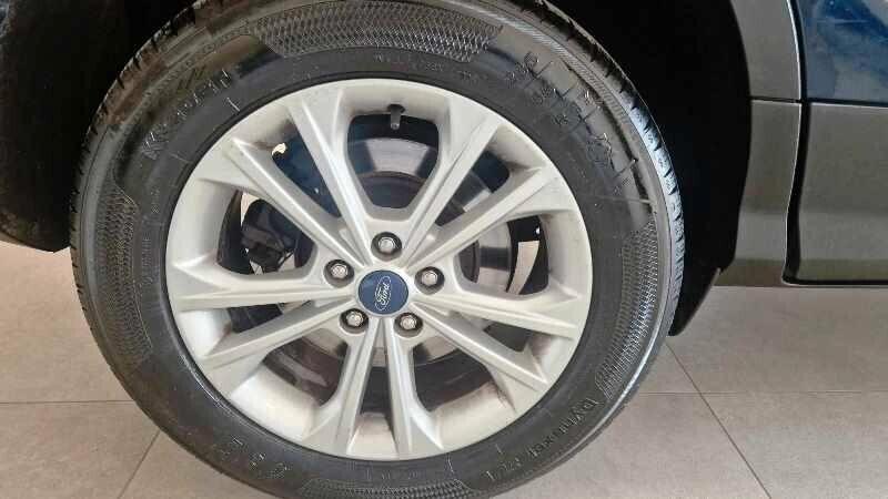 Ford Kuga 1.5 TDCI 120 CV S&S 2WD Titanium