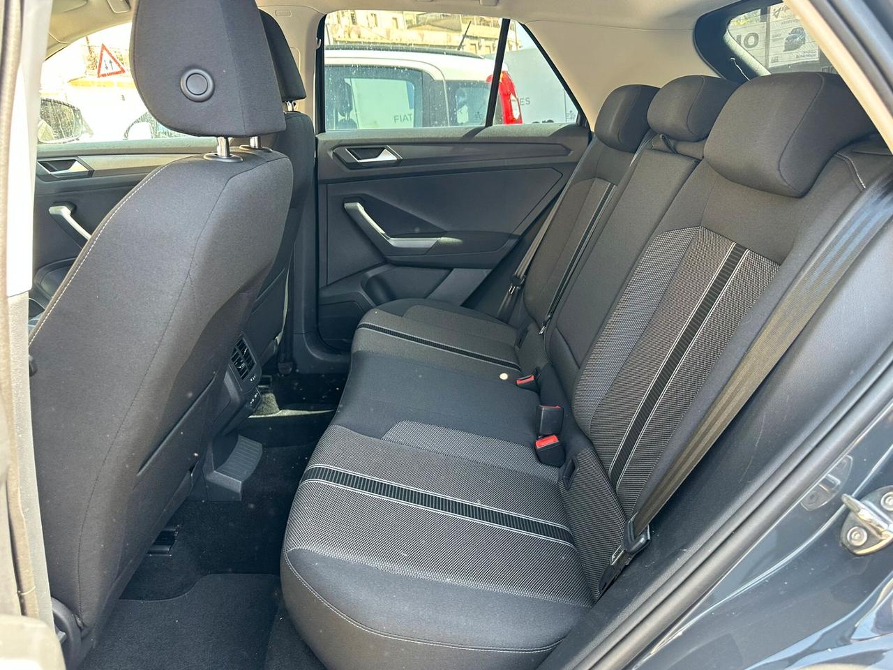 Volkswagen T-Roc 2.0 TDI SCR Business BlueMotion Technology