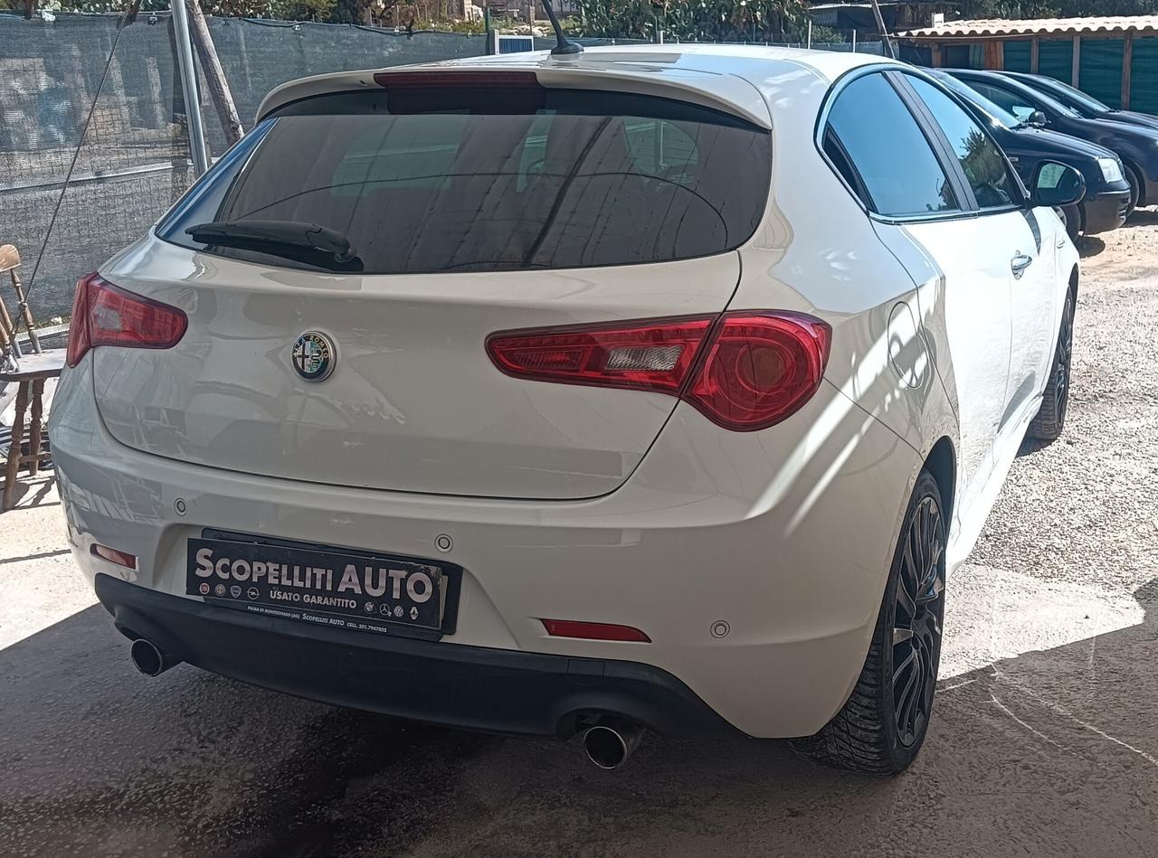 Giulietta 2.0 JTDm-2 140 CV Distinctive Pelle Navi