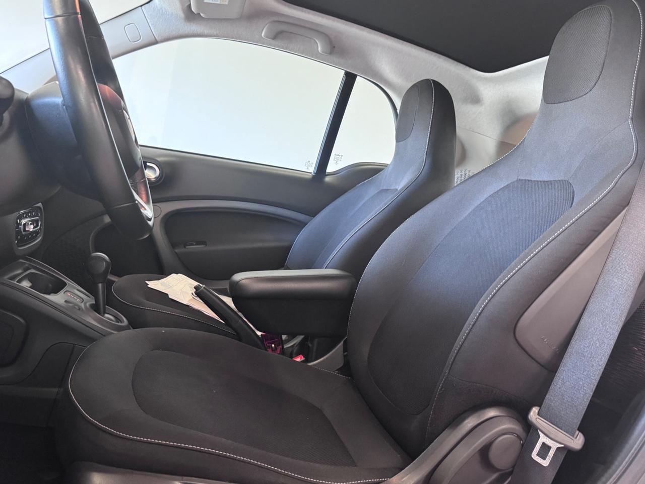 SMART FORTWO 1.0 71cv PASSION SPORT PACK TWINAMIC , NAVI PANO UNIPRO