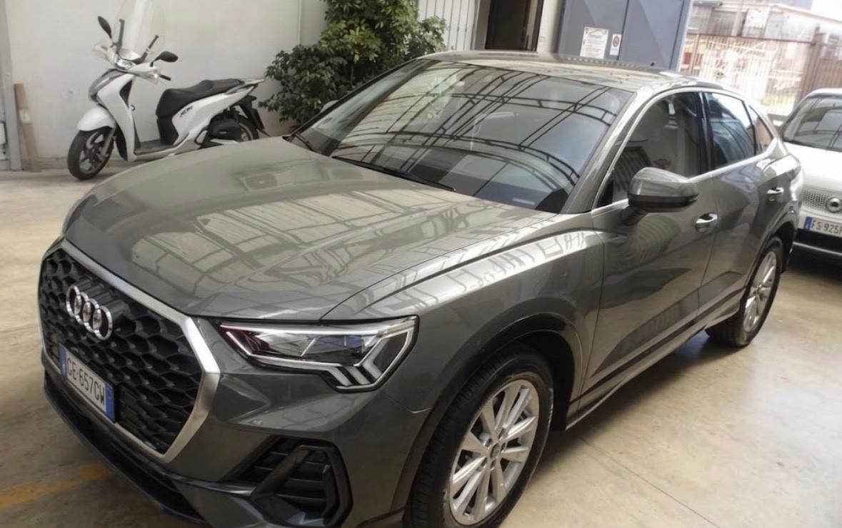 Audi Q3 35 TDI S tronic Business
