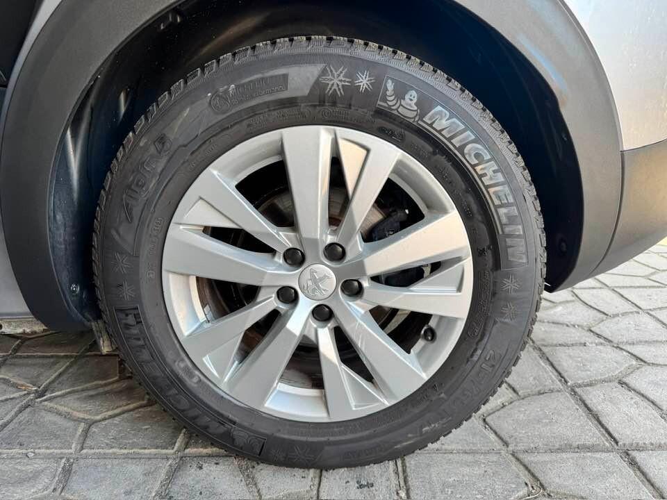 Peugeot 3008 BlueHDi 150 S&S Business