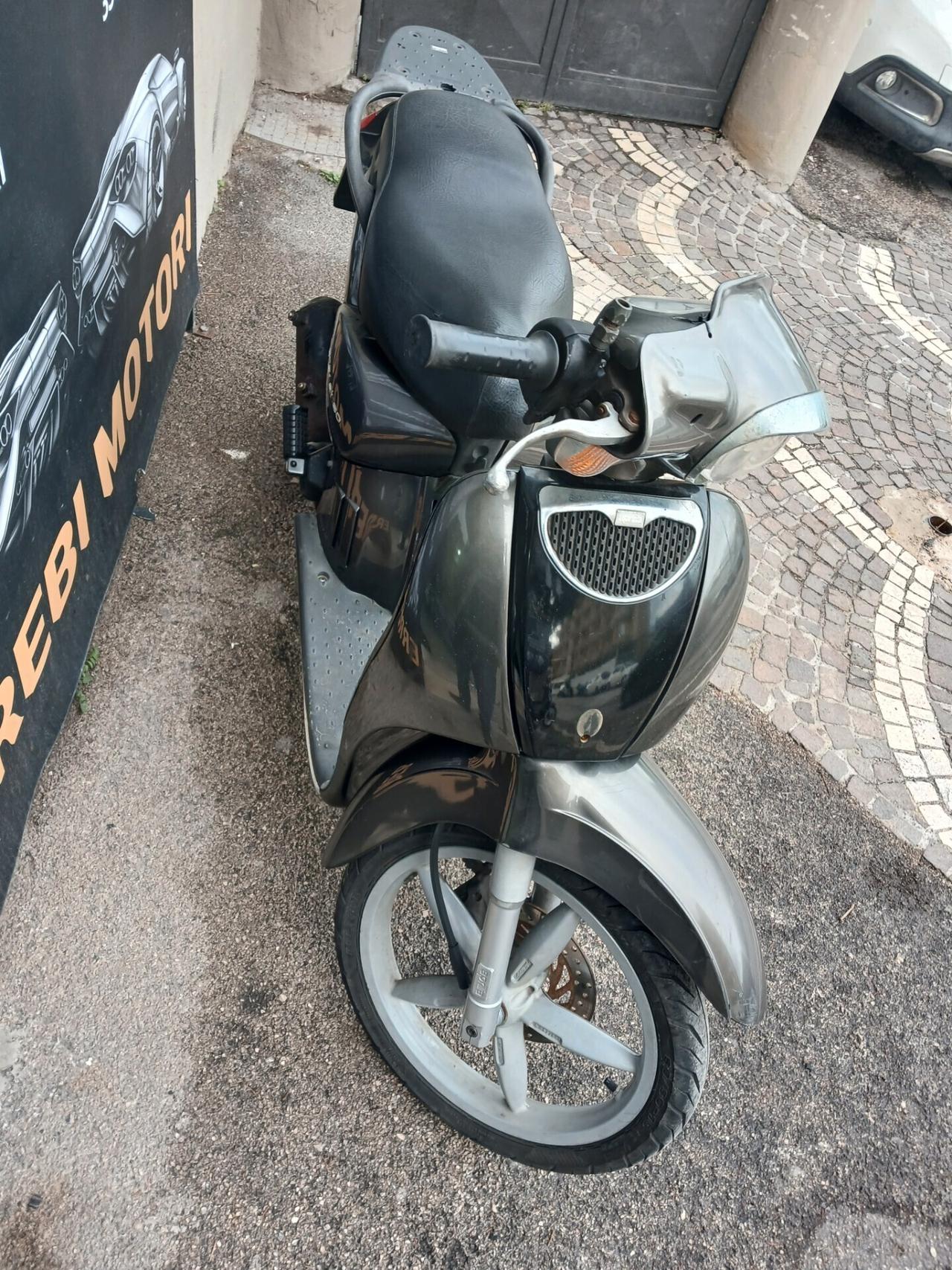 Scarabeo 100 a rate con Klarna