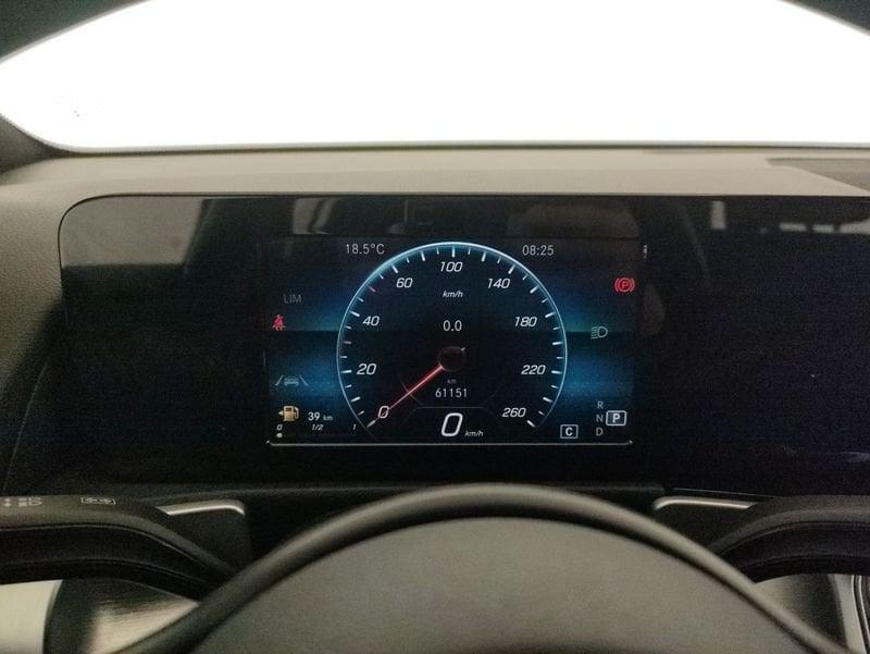 Mercedes-Benz Classe GLB GLB 200 d Sport 4matic auto