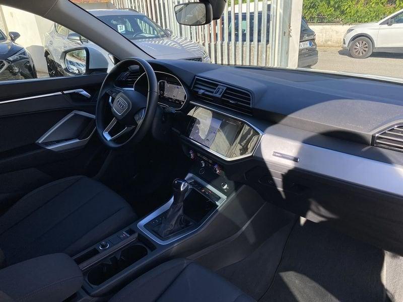Audi Q3 SPB Business 2.0 TDI 150CV S-Tronic 35