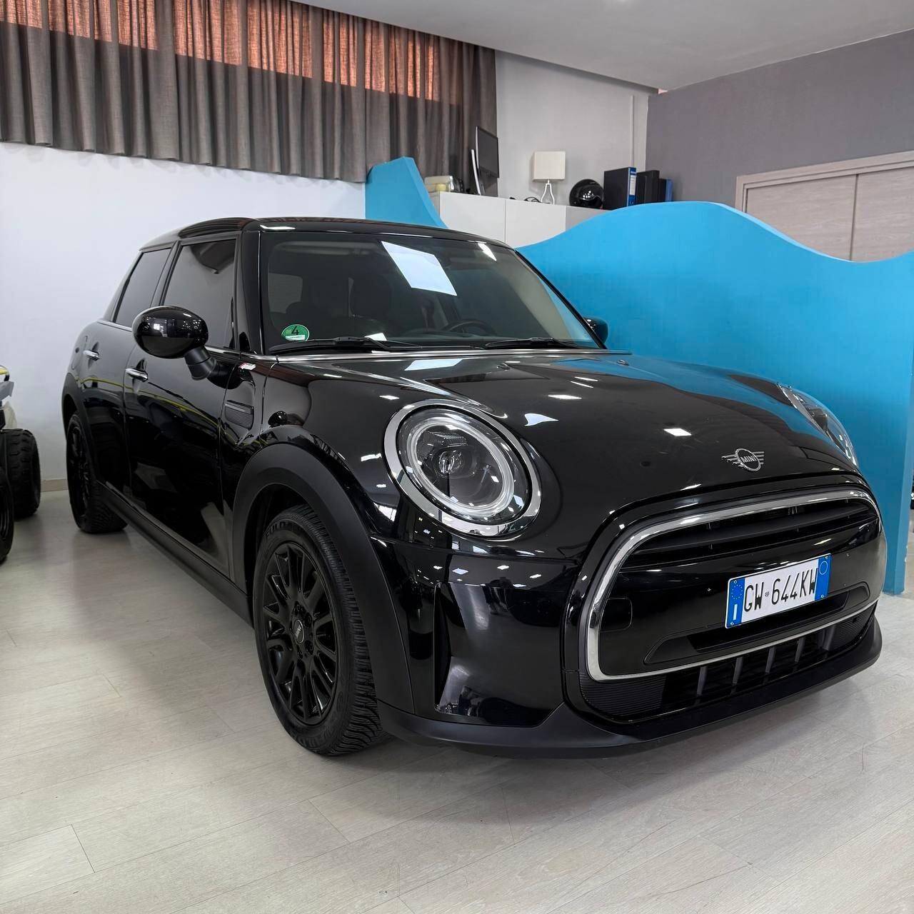 Mini 1.5 Cooper Business