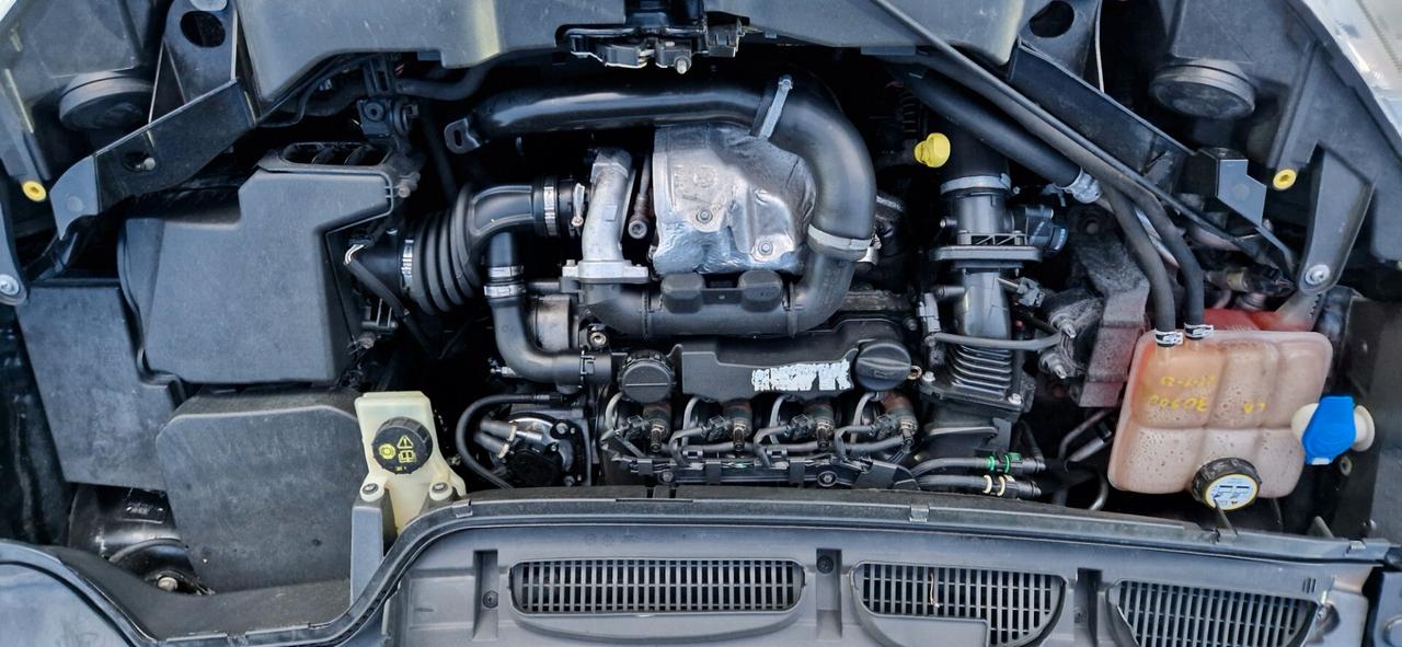 Ford C-Max 1.6 TDCi 90 CV Titanium