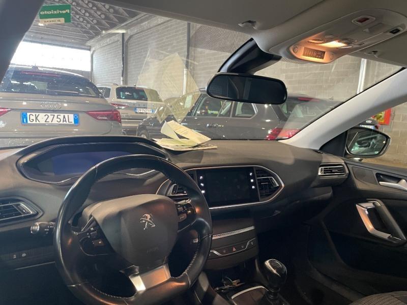 Peugeot 308 BlueHDi 100 S&S Business