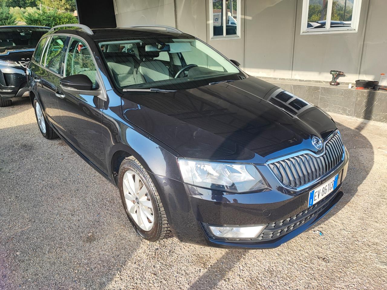 Skoda Octavia 1.6 TDI CR 105 CV Wagon Elegance