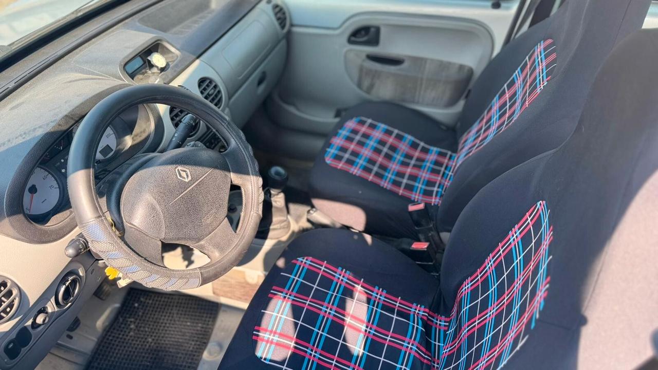 Renault Kangoo 1.2 BENZINA POSTI NEOP.
