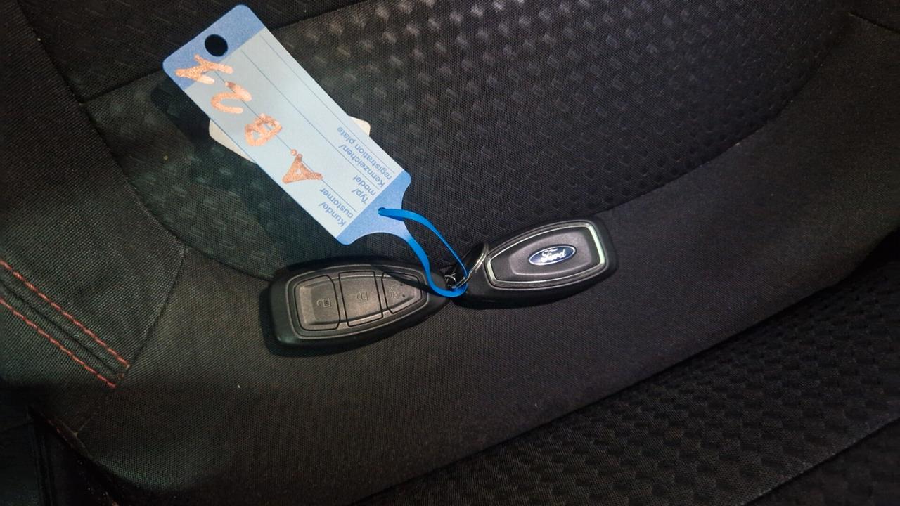 Ford Kuga 1.5 EcoBoost 2WD ST-Line Retrocam navi usb
