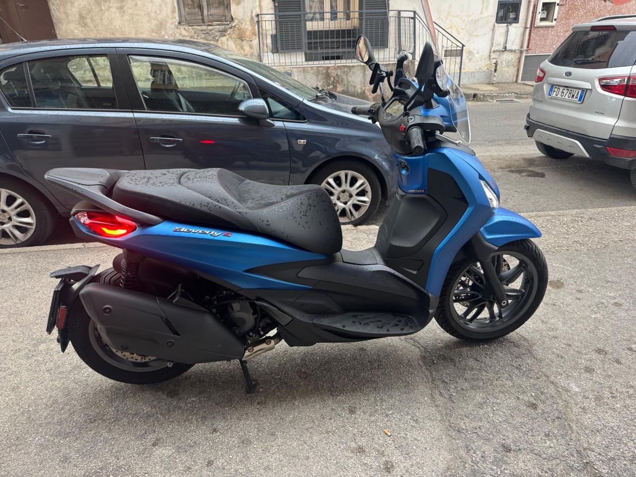 Piaggio Beverly 400 Sport