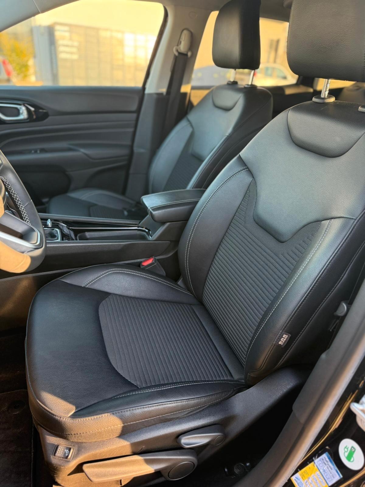 Jeep Compass 4xe Limited hybrid plug in 2022 iva esposta