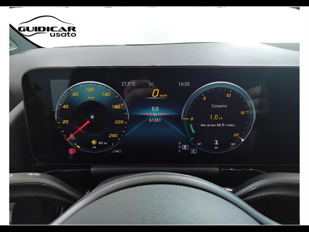 Mercedes-Benz GLA-H247 2020 - GLA 180 d Sport auto