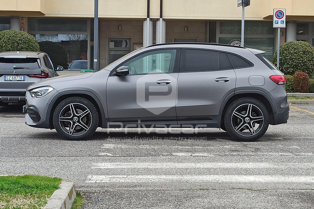 MERCEDES GLA 200 d Automatic 4Matic Premium