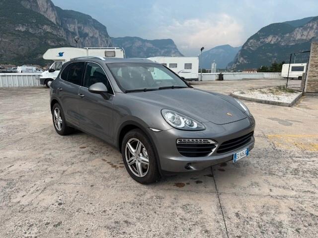 Porsche Cayenne 4.8 S