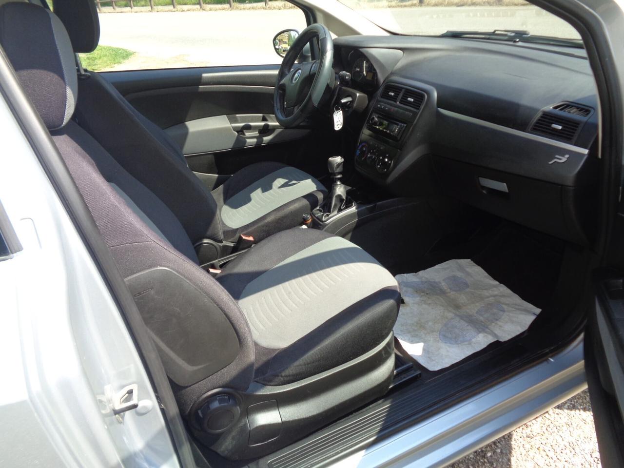 Grande Punto 1.2 3 porte Dynamic 150MILA KM