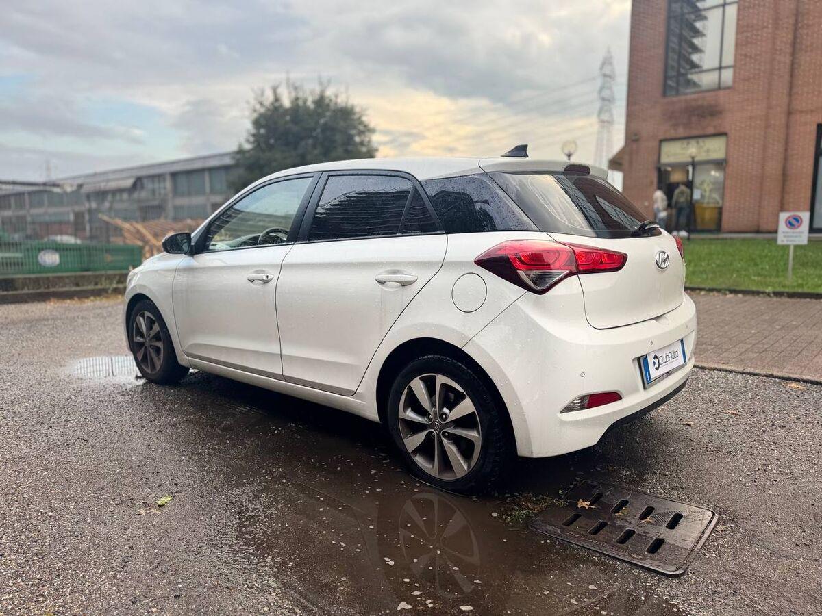 Hyundai i20 I20 1.4 Style 100cv 5p A T