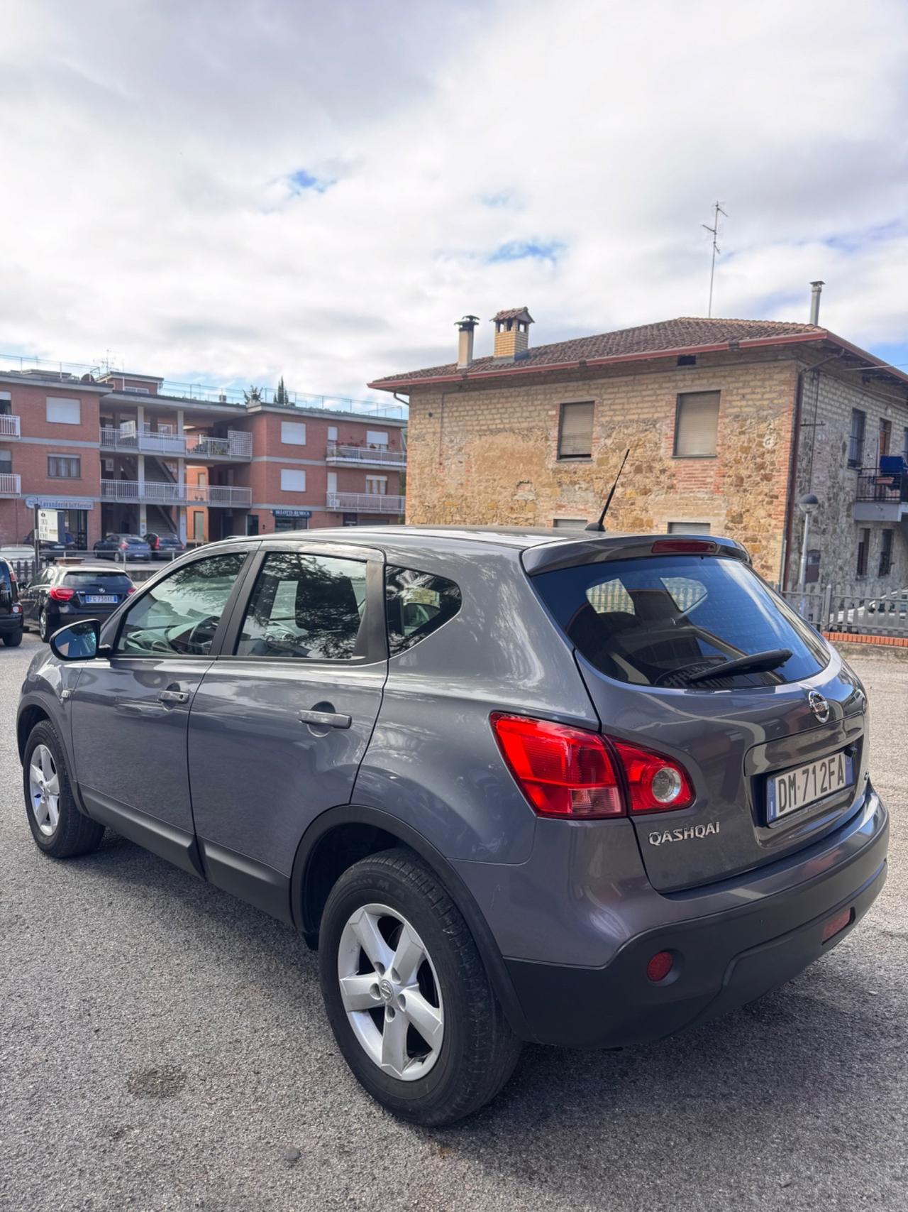 Nissan Qashqai 2.0 dCi DPF 4WD Tekna