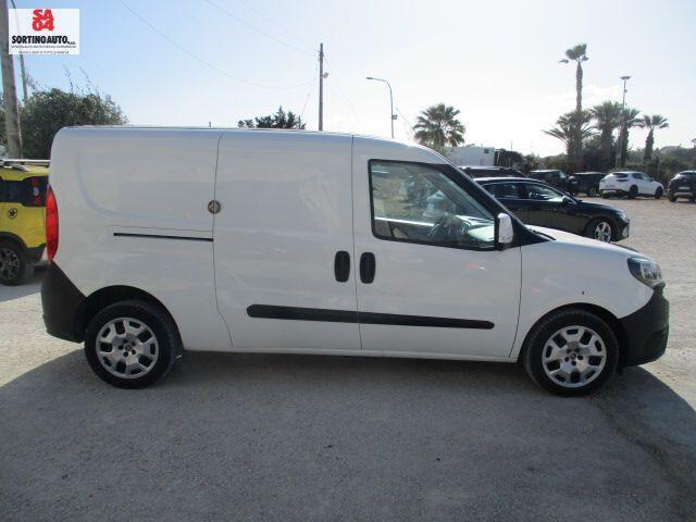FIAT DOBLO CARGO MAXI 1.6 M.JET 105cv 01/2018 KM160000