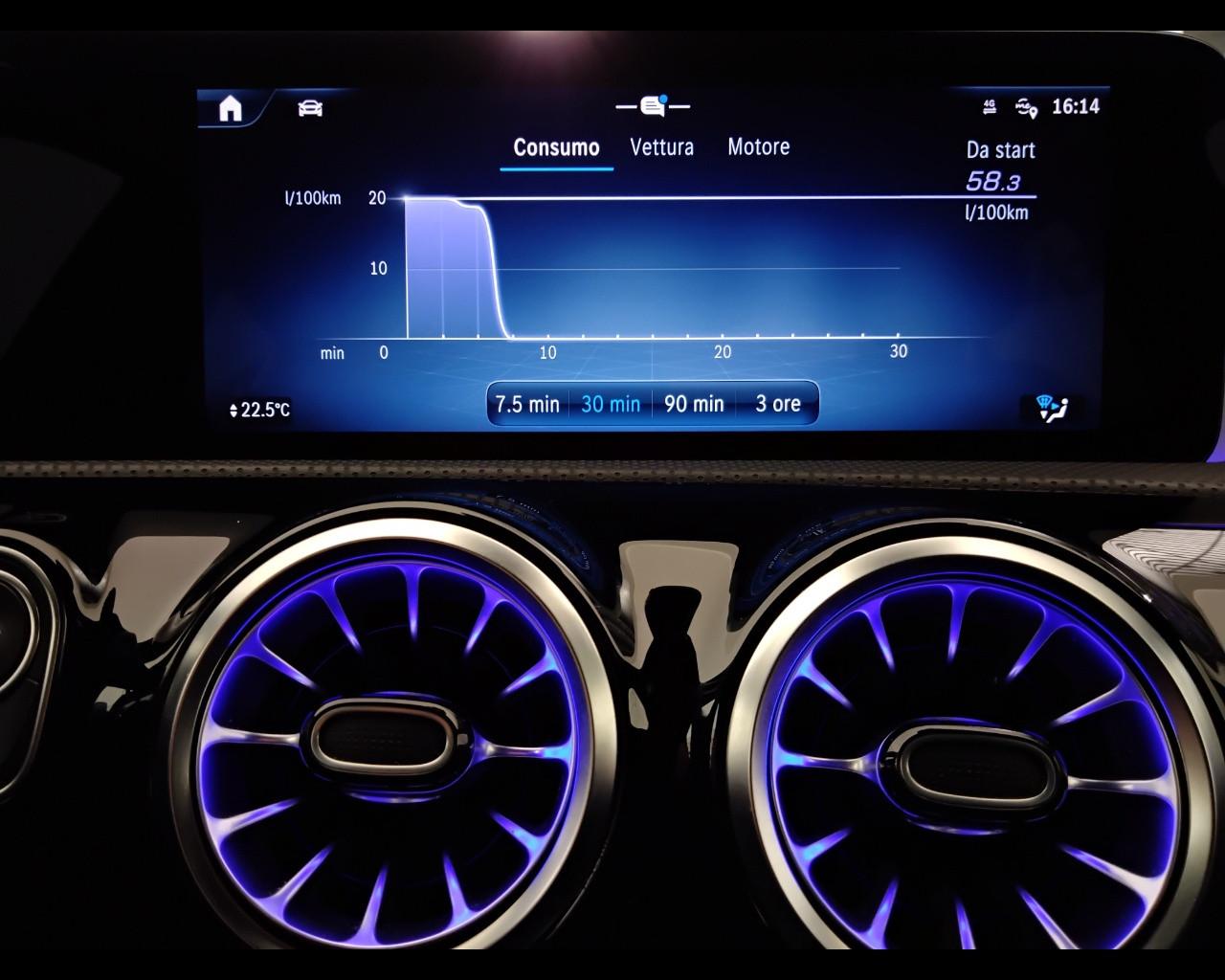 Mercedes-Benz Classe A - V177 2023 - A 180 d AMG Line Advanced Plus auto