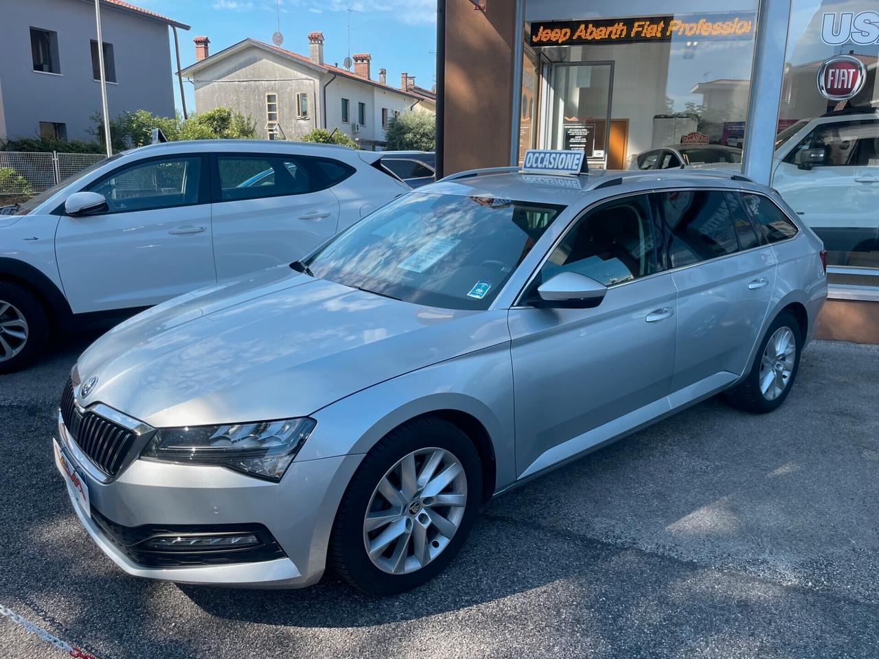 Skoda Superb 2.0 TDI 150 CV DSG Wagon Executive