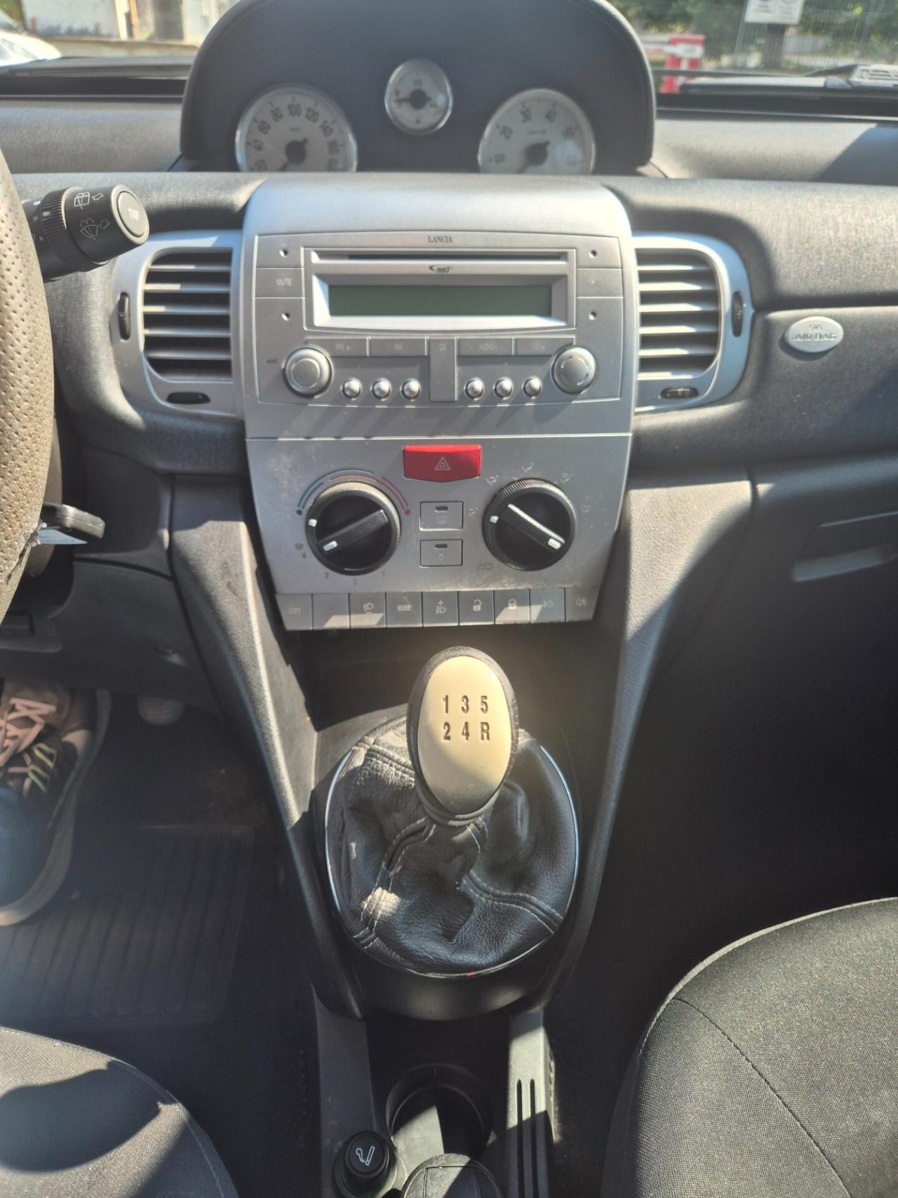 Lancia Ypsilon 1.2 Oro SOLO 99000KM