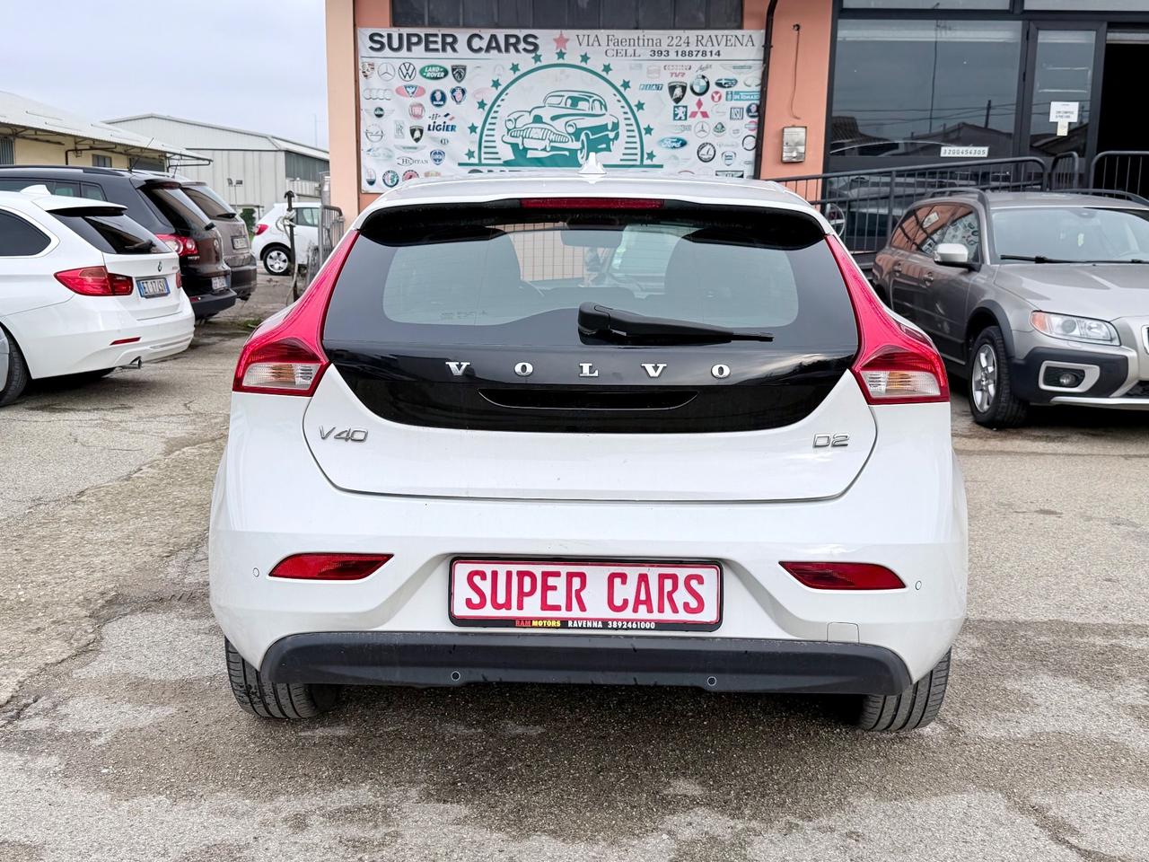 Volvo V40 D2 Inscription 2.0DIESEL 120CV EURO6