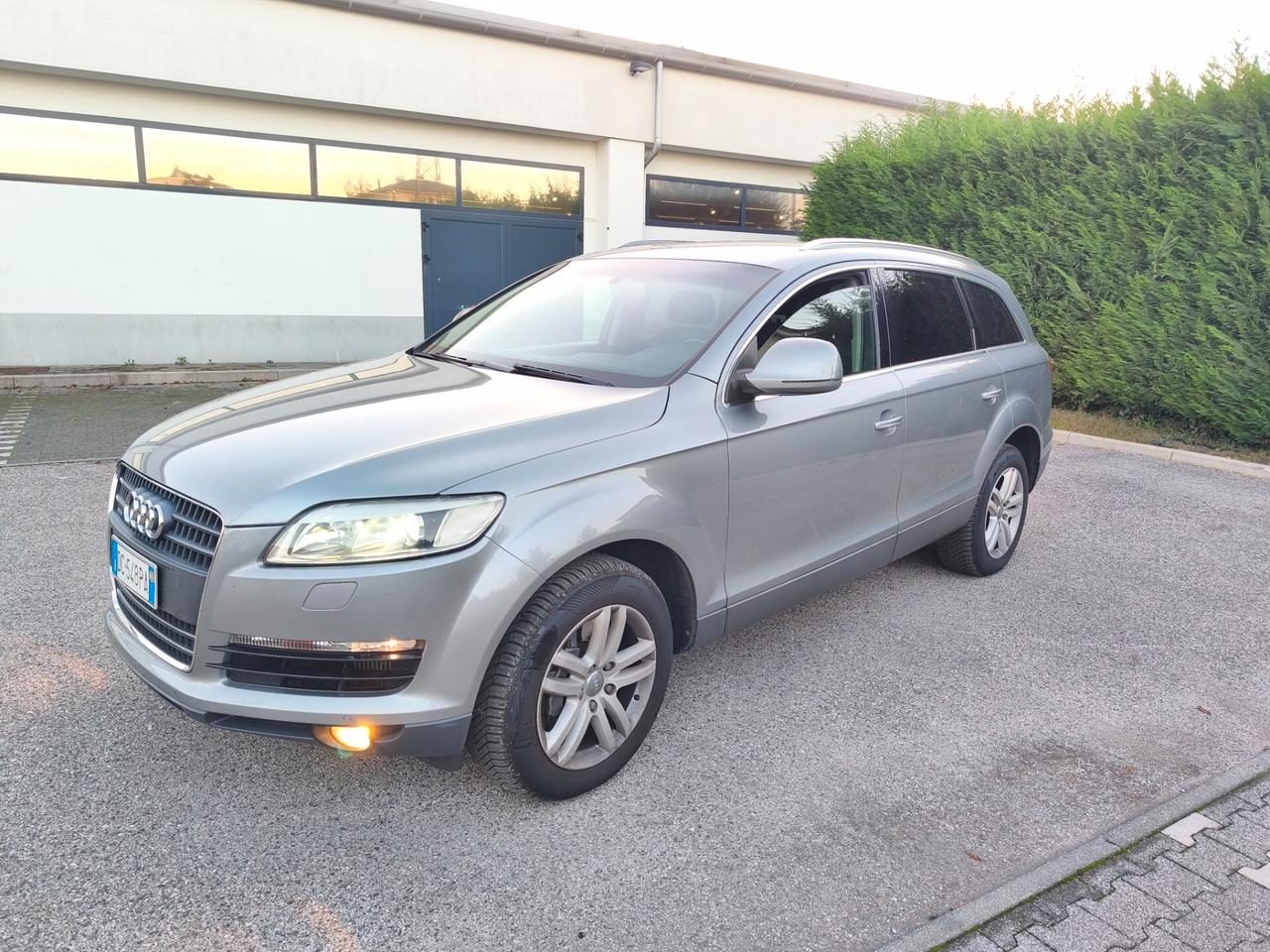 Audi Q7 3.0 V6 TDI 233CV 4x4 7posti buon stato