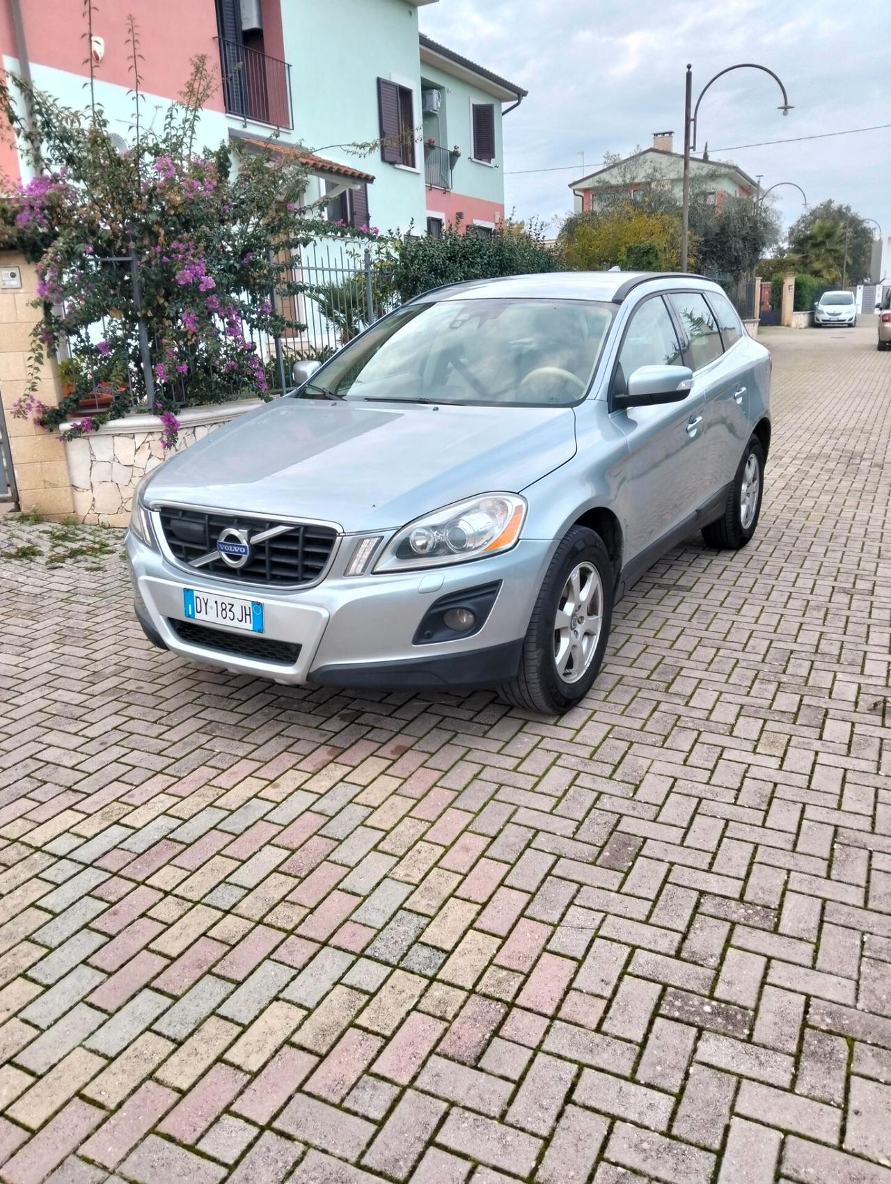 Volvo XC 60 XC60 D5 AWD Kinetic
