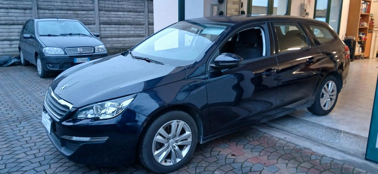 Peugeot 308 1.6 hdi s.w. neopatentati