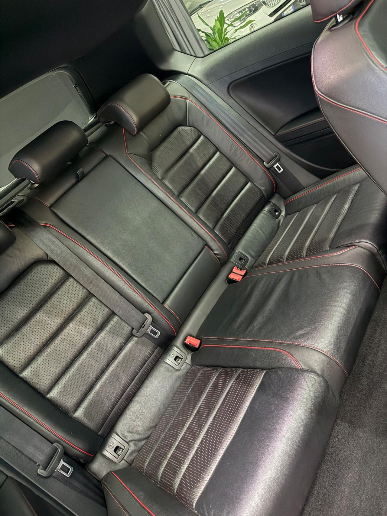 Volkswagen Golf GTI Golf GTI Performance 2.0 TSI DSG 3p. BlueMotion Technology