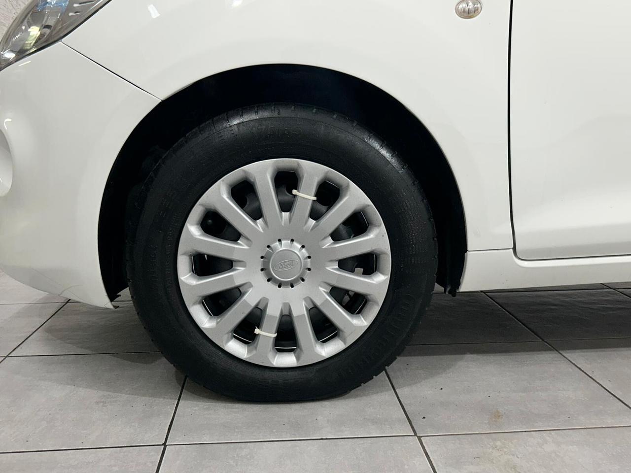Ford Ka Ka 1.2 8V 69CV (motore fire )