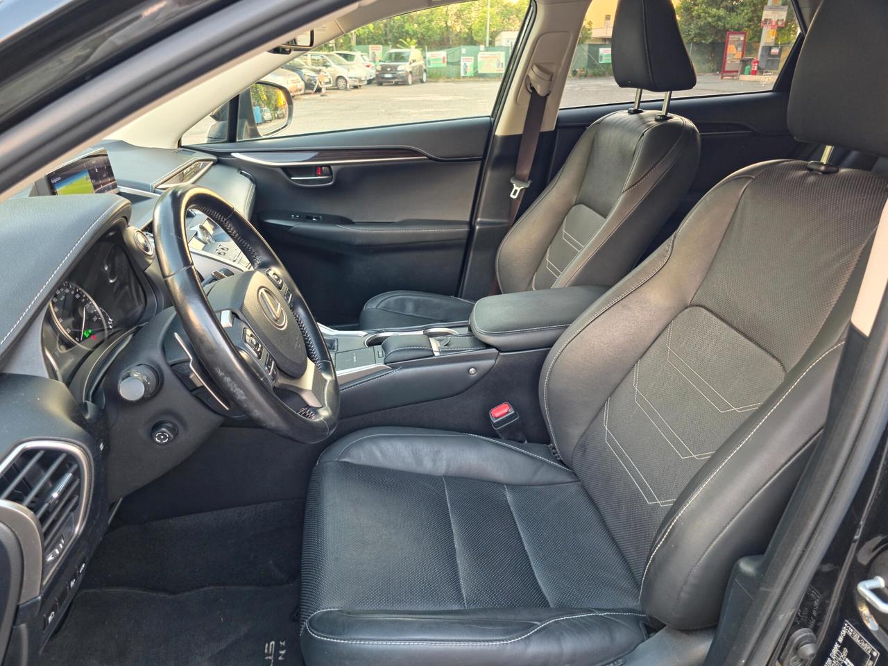 Lexus NX 300h Hybrid 4WD F-Sport E6 Automatico 2020