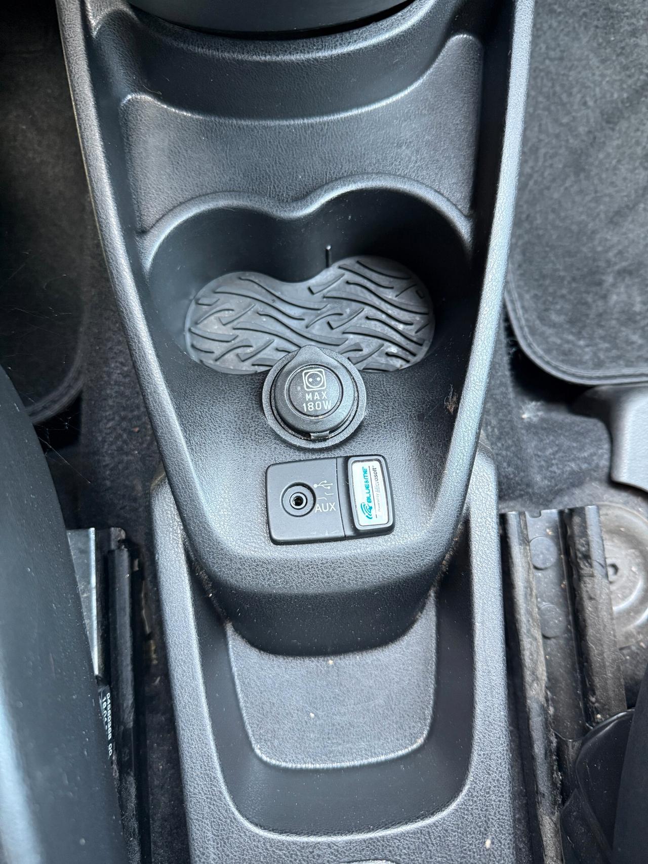 Lancia Ypsilon 1.3 MJT 16V 95 CV 5 porte S&S 30th Anniversary