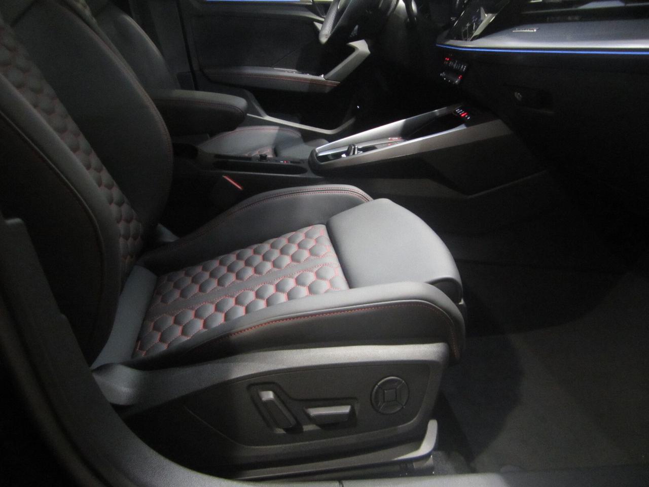 Audi A3 RS 3 SPB TFSI quattro S tronic