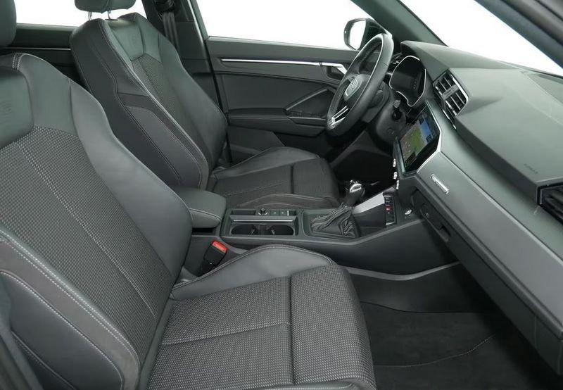 Audi Q3 Q3 35 TFSI S tronic S line edition 19" Camera