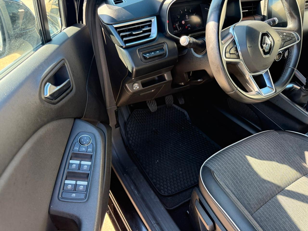 Renault Clio TCe 12V 100 CV GPL 5 porte Intens