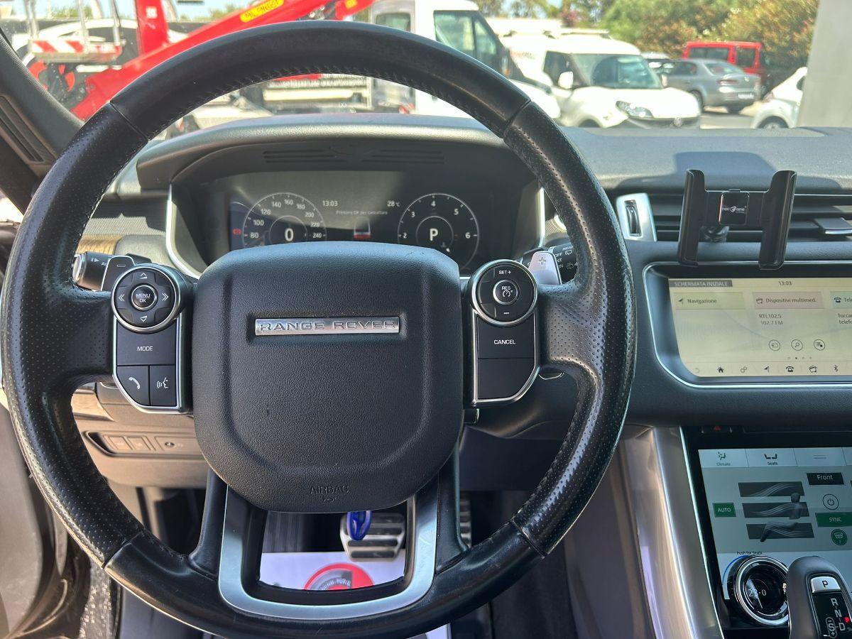 LAND ROVER - Range Rover Sport - 3.0 TDV6 HSE Dynamic
