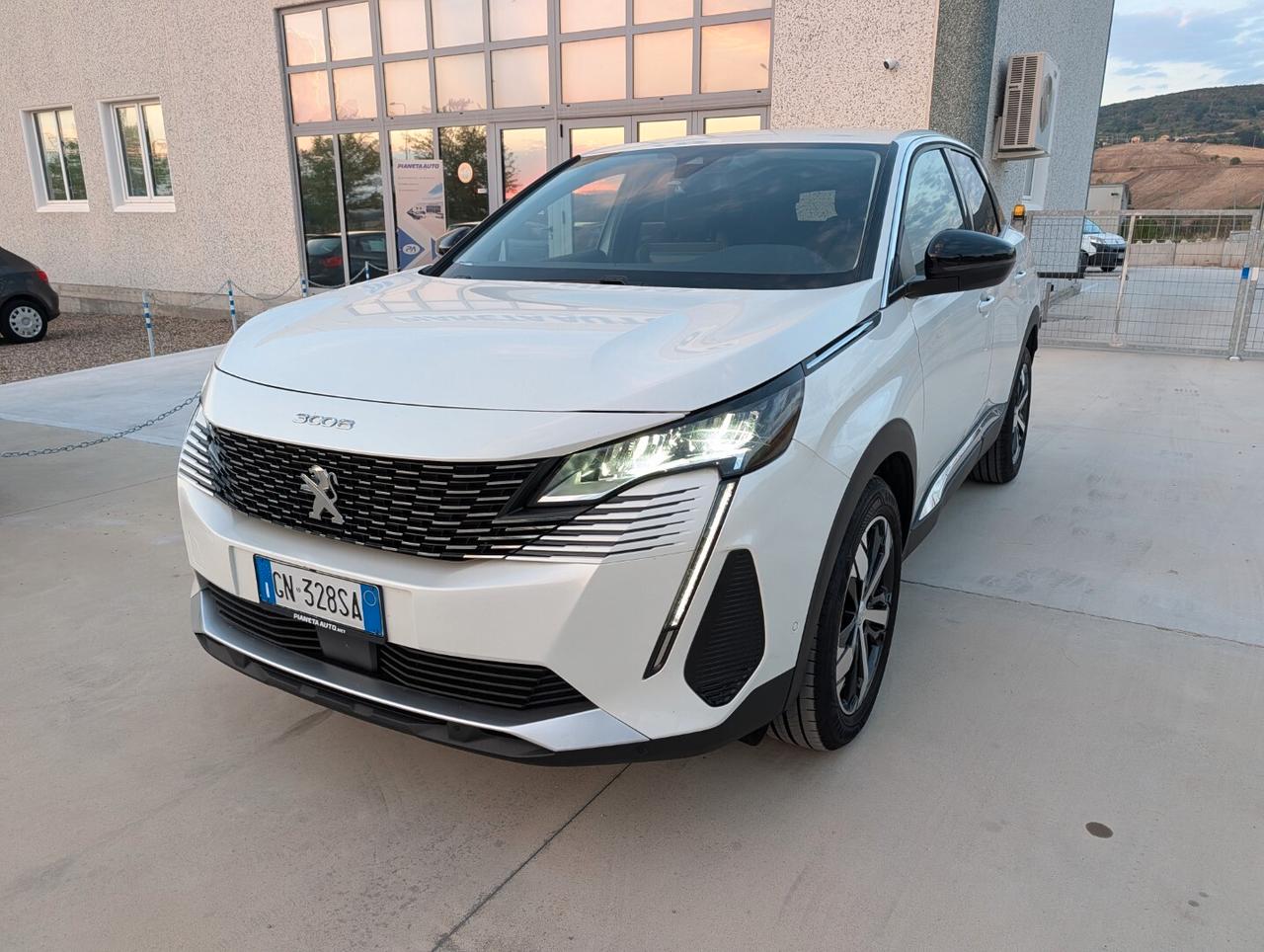 Peugeot 3008 BlueHDi 130 S&S EAT8 '23