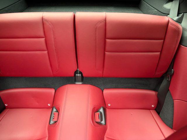 PORSCHE 911 Carrera 4S
