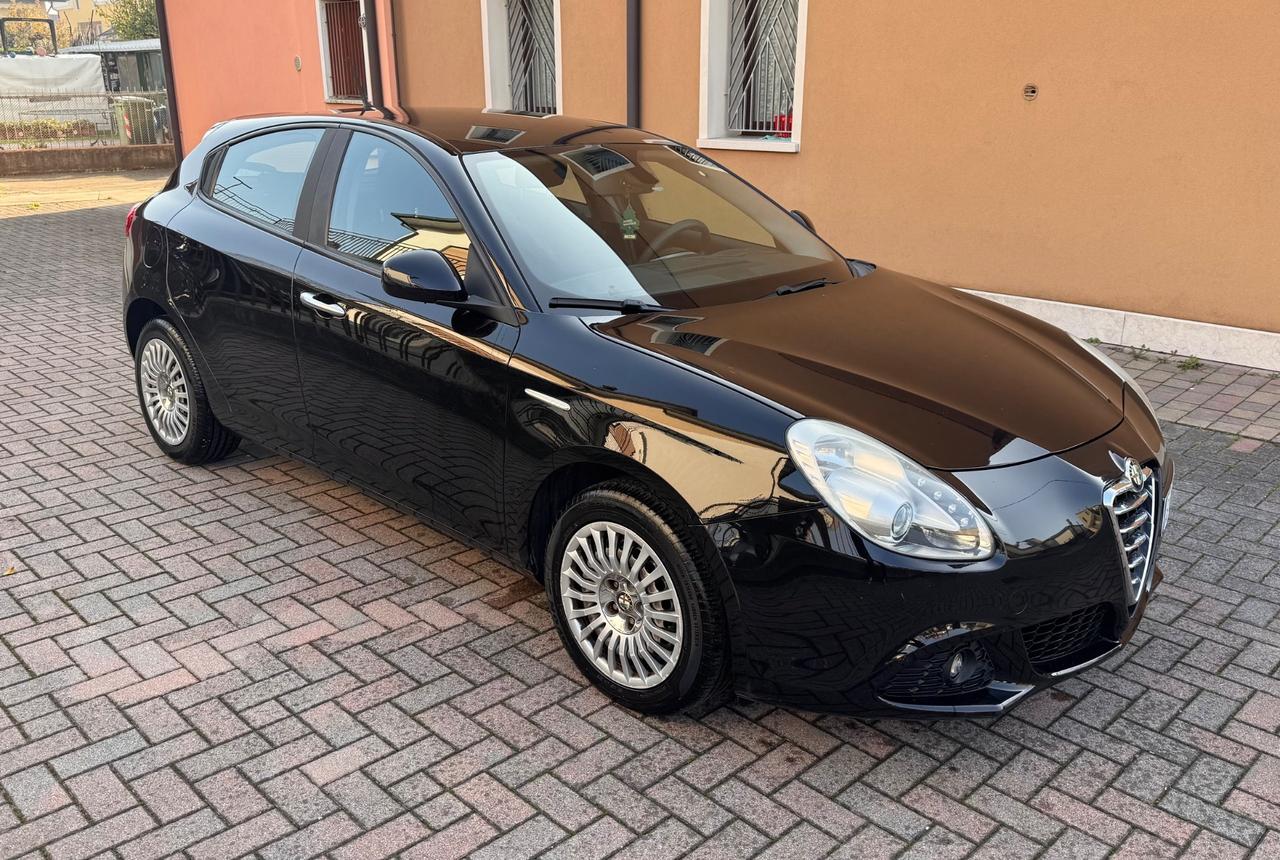 Alfa Romeo Giulietta 1.6 JTDm-2 105 CV Ok Neopatentati