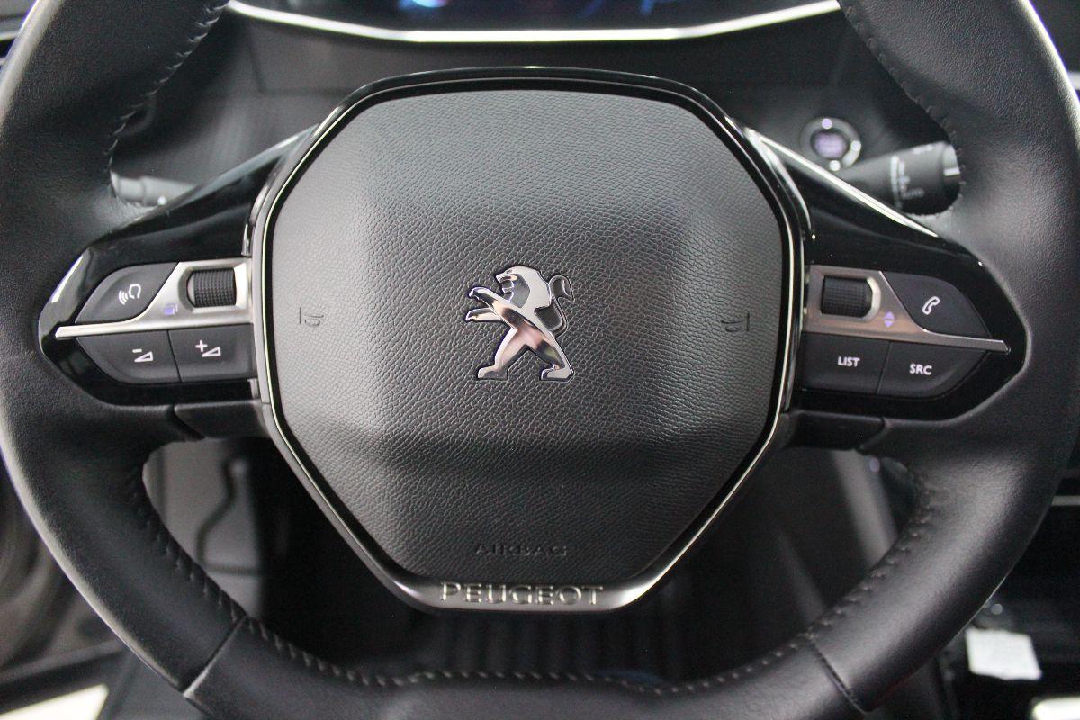 PEUGEOT - 2008 - PureTech 130 S&S Allure Pack