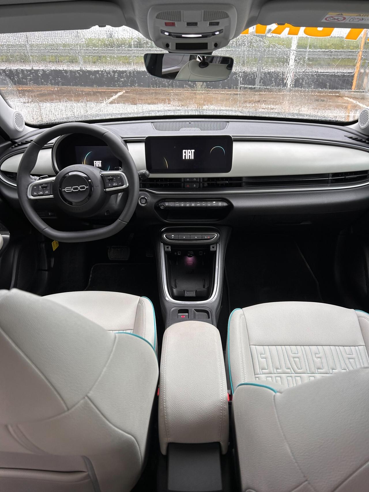 Fiat 600 Hybrid 100 CV DCT MHEV La Prima