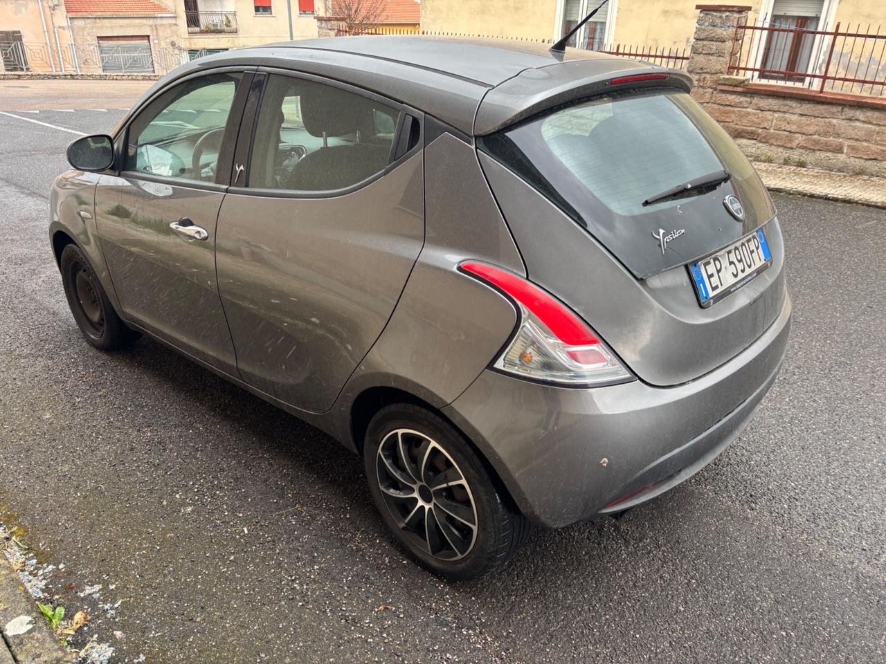 Lancia Ypsilon 1.3 MJT 16V 95 CV 5 porte S&S Gold